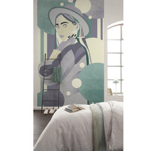 Chambre avec papier peint photo représentant une femme avec un chapeau