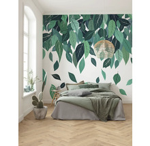 Chambre avec sticker mural de feuilles, lit et parquet
