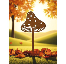 Dekorativer Metallpilz im Garten mit Herbstlaub