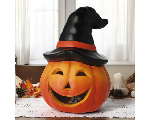 Dekorative Halloween Kürbisfigur mit Hexenhut für die stimmungsvolle Herbstdekoration
