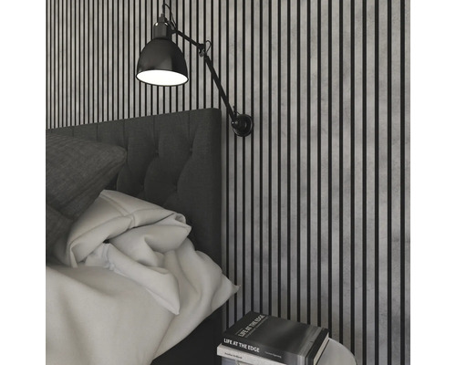 Chambre à coucher avec panneaux muraux, lit et applique murale