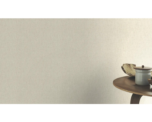 Wandgestaltung mit Textiltapete in Wohnraum