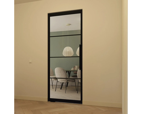 Schwarze Innentür mit Glaseinsatz in einem modernen Raum.