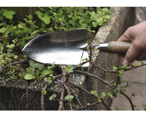 Edelstahl Pflanzschaufel mit Holzgriff zur Gartenarbeit