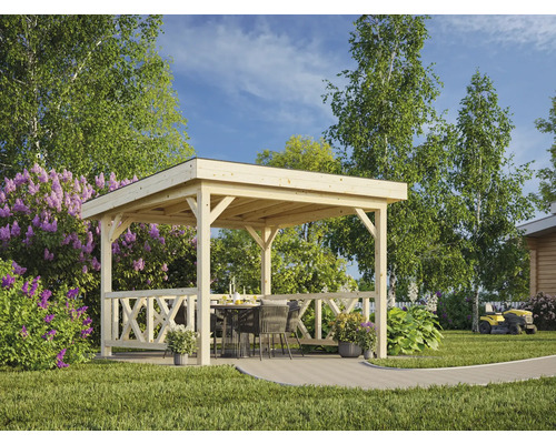Pavillon de jardin en bois avec table et chaises dans le jardin