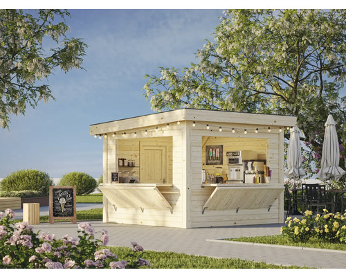 Stand de vente en bois avec comptoirs rabattables dans un environnement de jardin.