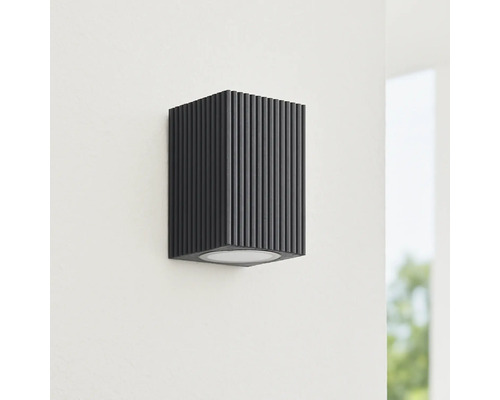 Quadratische Wandleuchte zur Aussenmontage