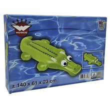 Verpackung einer aufblasbaren Krokodil-Schwimmhilfe von Wehncke, circa 140 x 61 x 23 cm, mit TÜV Rheinland Siegel