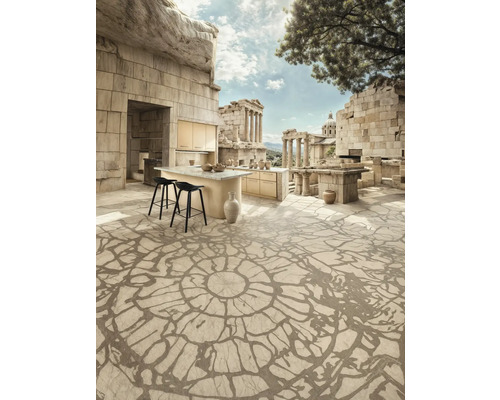 Cuisine extérieure ouverte avec îlot de cuisine, tabourets de bar et revêtement de sol à motifs sur fond historique.