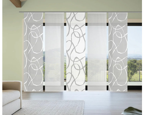 Pièce avec rideaux coulissants à motif de cercles