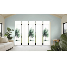 Wohnzimmer mit Schiebegardinen mit Baum Motiven für Fensterdekoration