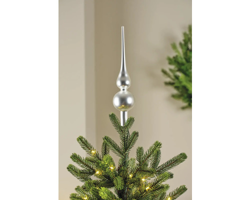 Weihnachtsbaumspitze auf einem Weihnachtsbaum
