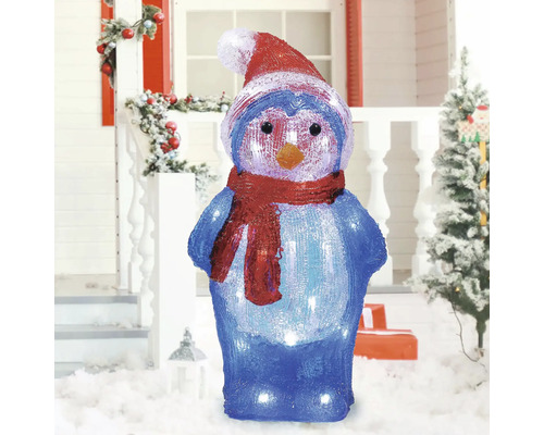 Dekorativer Pinguin mit Mütze und Schal für den Aussenbereich