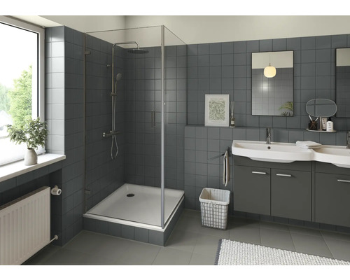 Salle de bains avec douche, double vasque et carrelage gris