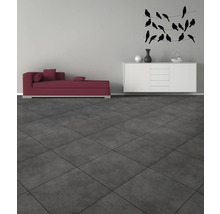 Séjour avec méridienne, buffet et décoration murale