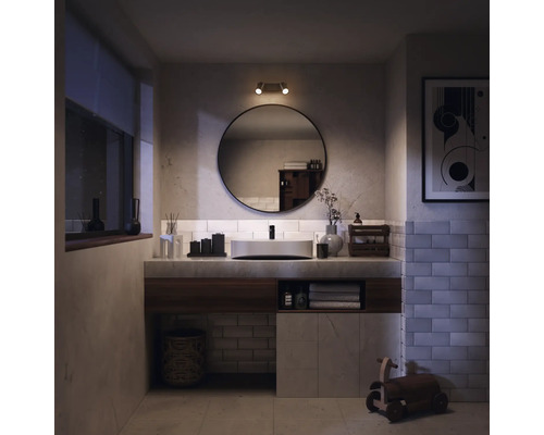 Salle de bains moderne avec meuble-lavabo, miroir et éclairage