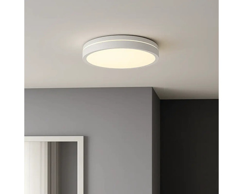 Runde Deckenleuchte an der Zimmerdecke