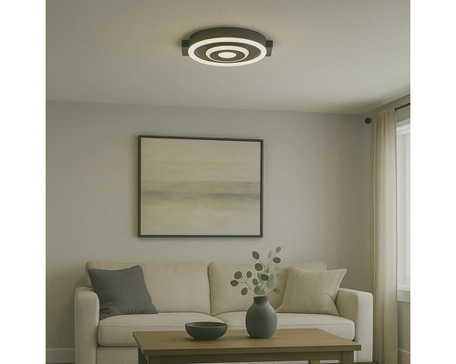 Plafonnier avec cercles concentriques dans un salon.