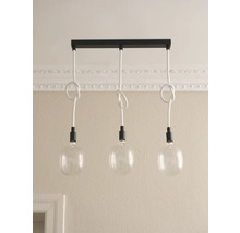 Hängelampe mit drei Leuchten und dekorativen Knoten