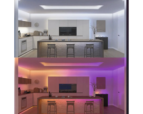 Moderne Küche mit LED-Beleuchtung in zwei Farbstimmungen