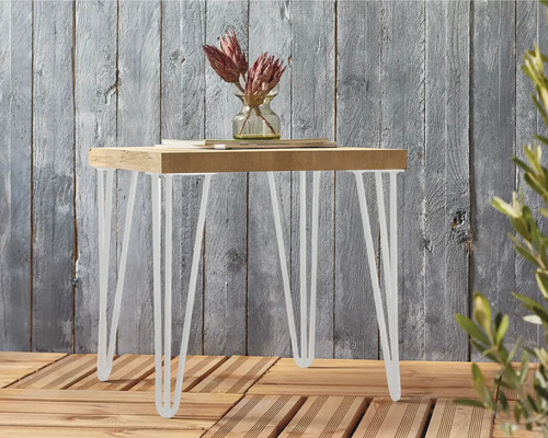 Table d'appoint carrée avec plateau en bois et pieds en métal blancs