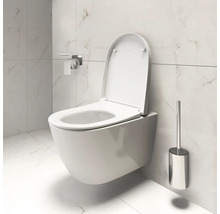 WC suspendu avec bride ouverte, porte-papier toilette et brosse WC dans la salle de bain