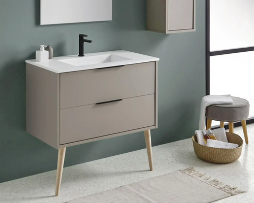 Salle de bains moderne avec meuble sous-lavabo, vasque à poser et miroir