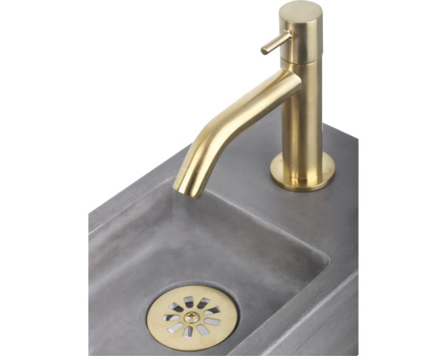 Aufnahme eines Waschbeckens mit Armatur und Ablaufgarnitur