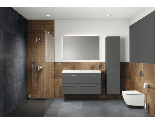 Salle de bain moderne avec douche, meuble-lavabo avec deux lavabos, miroir, toilettes et meubles de salle de bain