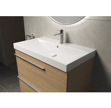 Meuble-lavabo avec meuble bas en bois clair et lavabo moderne