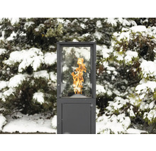 Cheminée à éthanol d'extérieur avec entourage en verre et flamme