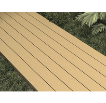 Verlegung von Terrassendielen im Aussenbereich