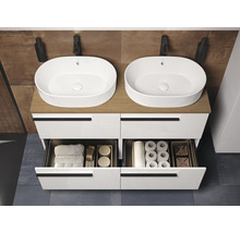 Meuble-lavabo avec deux lavabos, tiroirs et robinets