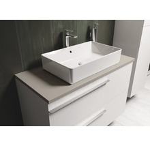 Salle de bains avec lavabo à poser sur un meuble sous-vasque