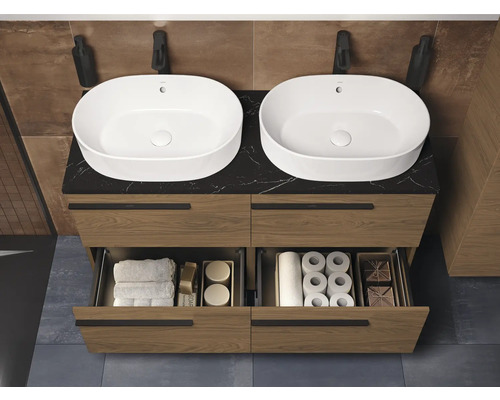 Salle de bains avec double lavabo, meuble sous-vasque avec tiroirs et compartiments de rangement