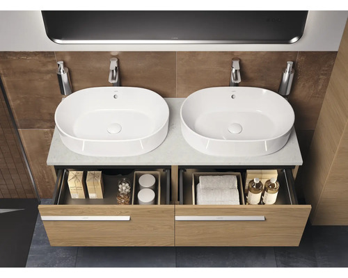 Meuble-lavabo double avec meuble sous-vasque et deux vasques à poser dans la salle de bain