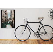 Image décorative avec une scène de Venise et un vélo noir