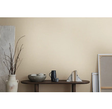 Décoration murale avec table, décoration et toile