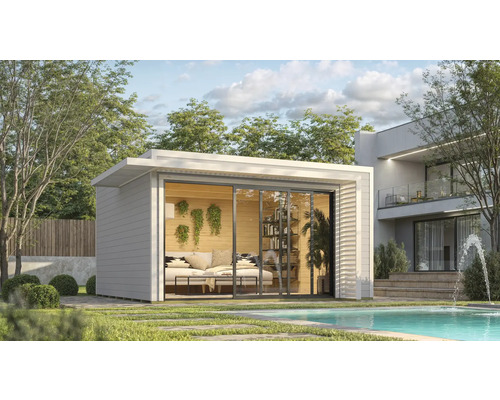 Maison de jardin moderne avec portes coulissantes et intérieur confortable à côté d'une piscine