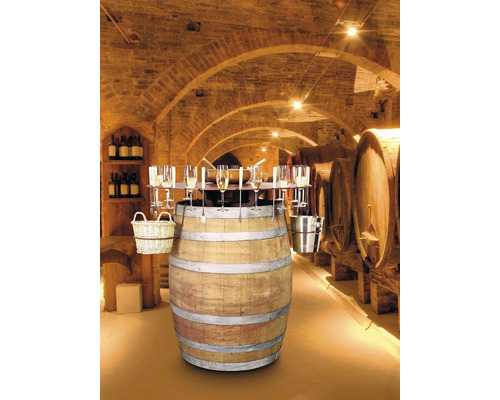 Baril de bar avec verres et accessoires dans une cave à vin