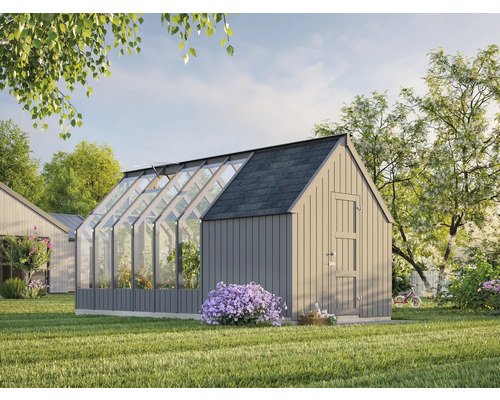 Vue du jardin avec serre pour la culture de plantes et de légumes