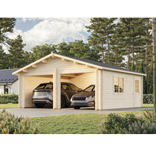 Garage double en bois avec deux voitures garées à l'intérieur