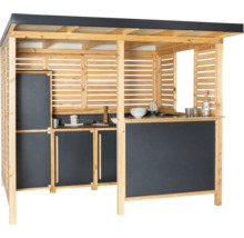 Cuisine d'extérieur en bois avec plan de travail