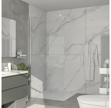 Salle de bain moderne avec douche à l'italienne, meuble sous-vasque et carrelage en marbre