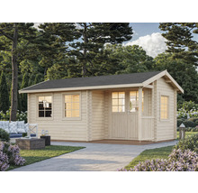 Maison de jardin en bois avec fenêtres et porte dans le jardin