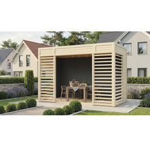 Pavillon de jardin en bois avec parois à lamelles dans le jardin avec table et chaises