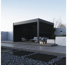 Pergola moderne avec meubles et décoration sur une terrasse