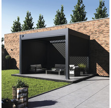 Terrasse avec pergola, mobilier de jardin et pelouse