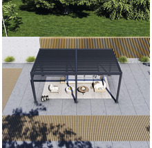 Pergola de terrasse autoportante avec toit à lamelles et coin salon dans le jardin