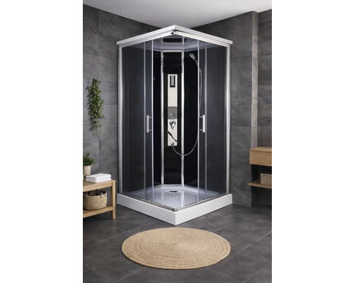 Cabine de douche avec panneau de douche dans une salle de bain moderne